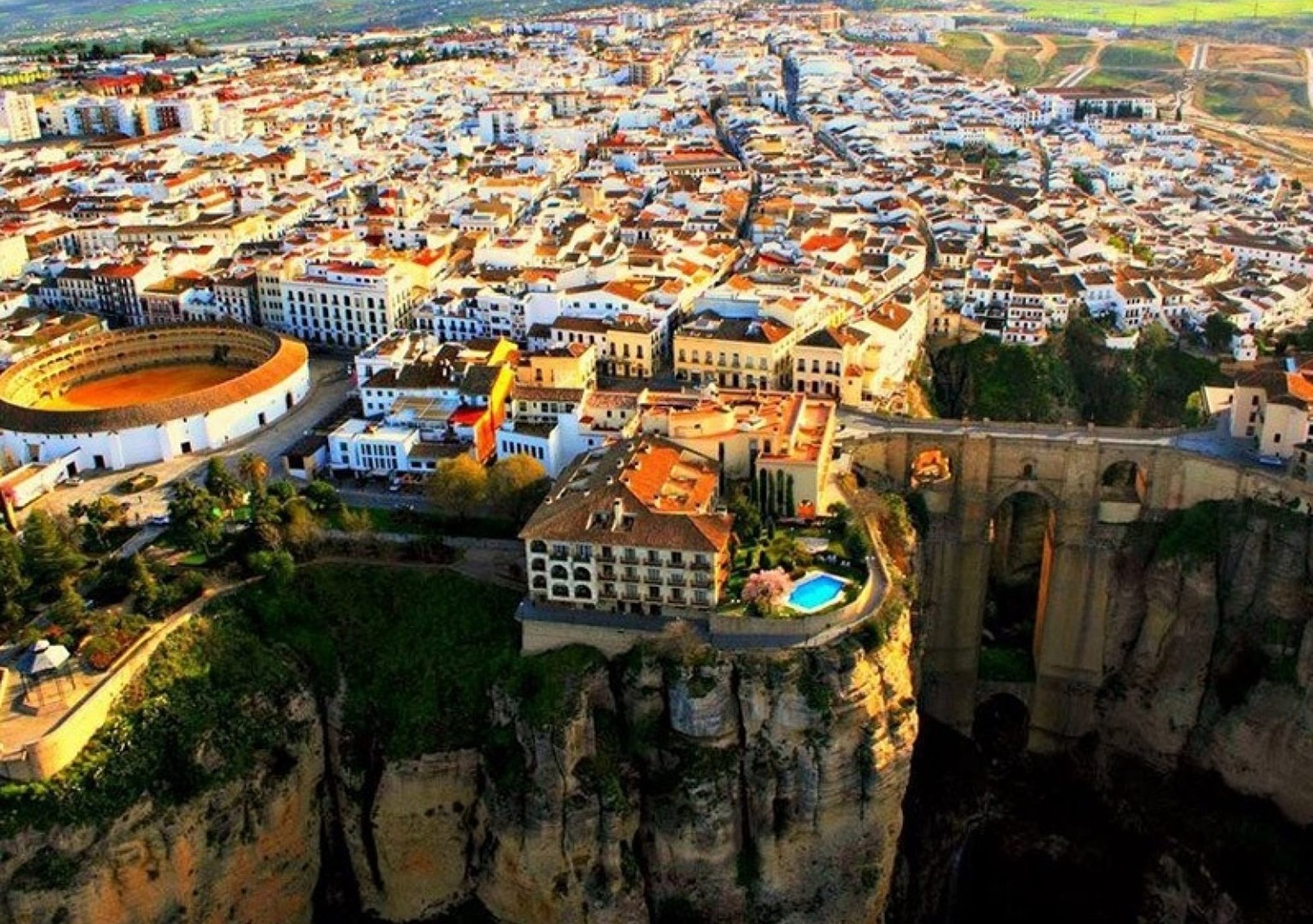 Visitar Ronda con guía, visitas guiadas a Ronda la ciudad soñada, tours guiados por Ronda la ciudad soñada, excursión a Ronda