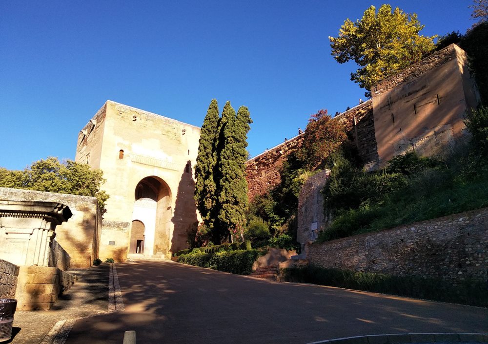 Passeggiata per i dintorni dell’Alhambra