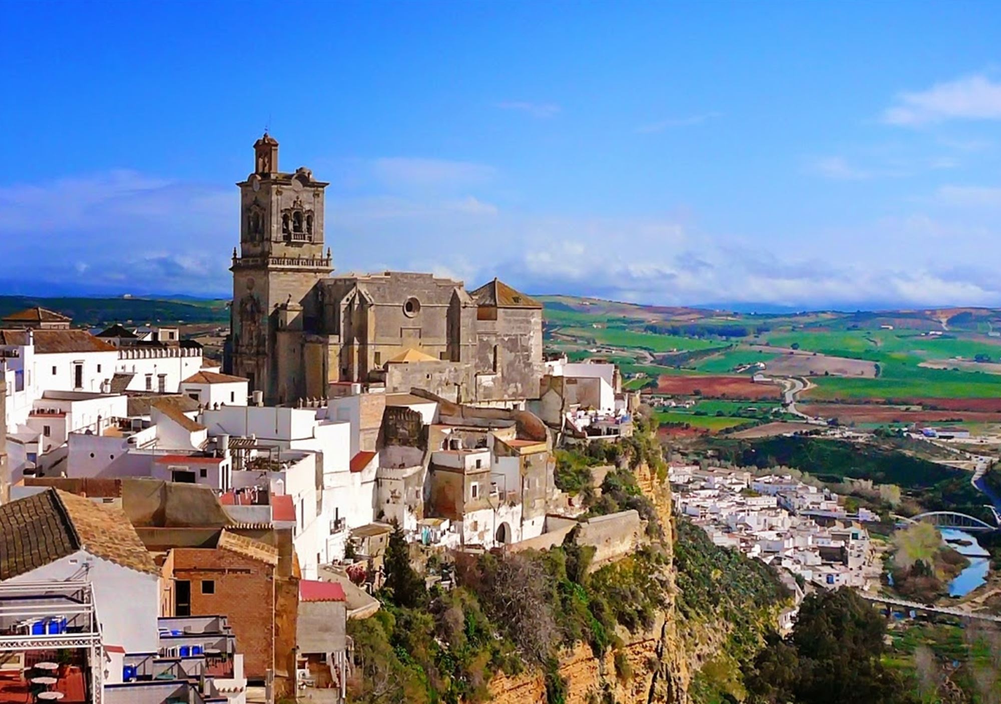 Visitar con guía Arcos de la Frontera, visita monumental en Arcos de la Frontera, visitas guiadas monumental de Arcos de la Frontera, tours guiados por Arcos de la Frontera, excursión con guía en Arcos de la Frontera