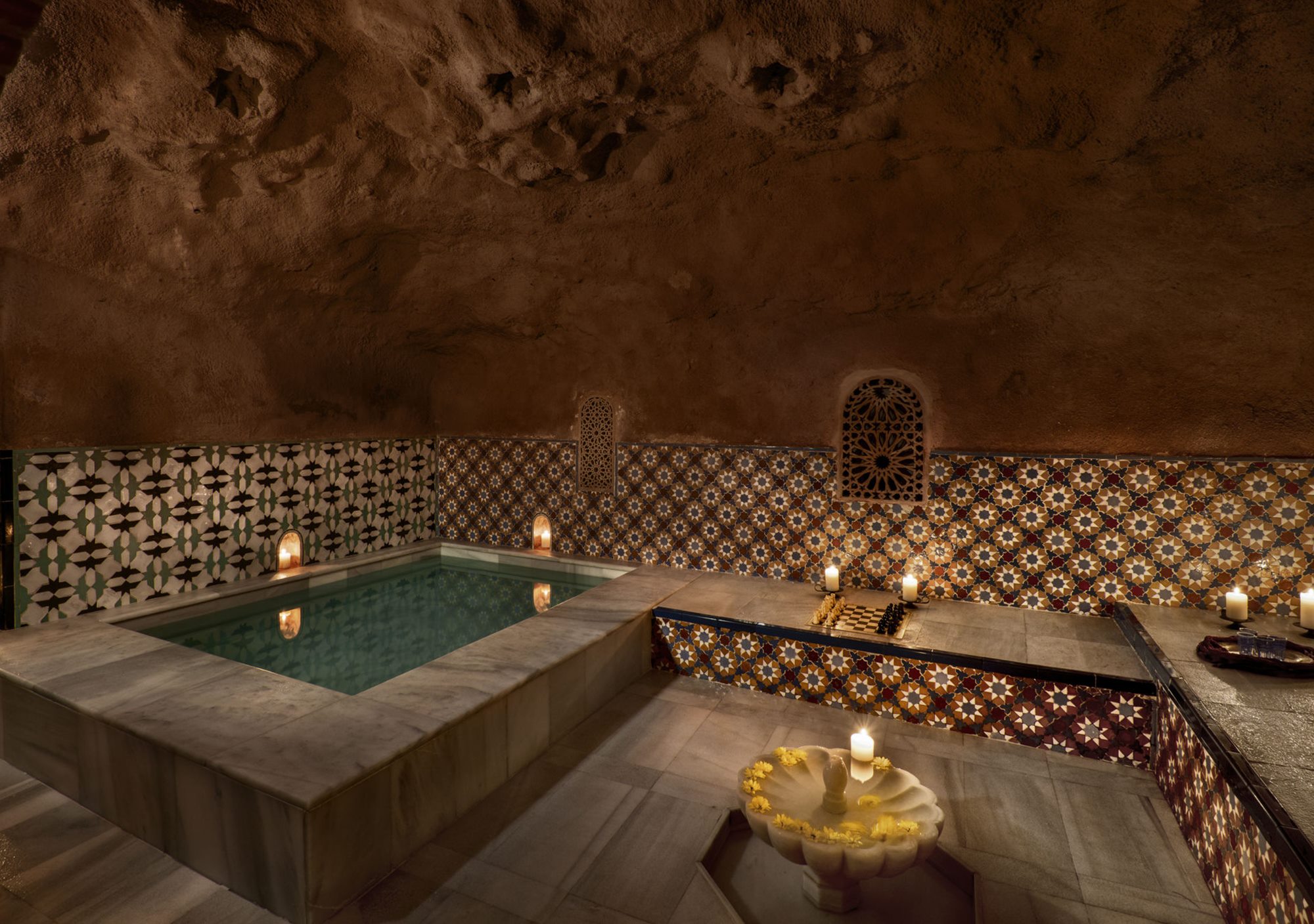 Visitar la Alhambra y baño relajante en Hammam, visitas a la Alhambra con baño en Hammam, tours Alhambra + baños árabes en Hammam, excursión Alhambra y baño árabe relajante en Hammam