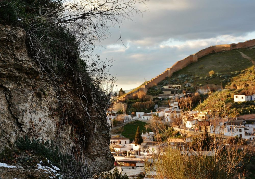Albayzin and Sacromonte private excursion at sunset + flamenco cave
