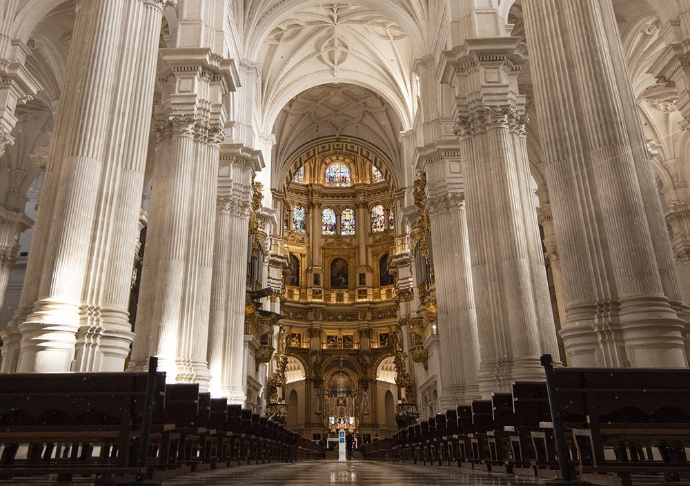 Tour na Catedral de Granada e Capela Real: Uma viagem pela realeza e pela fé