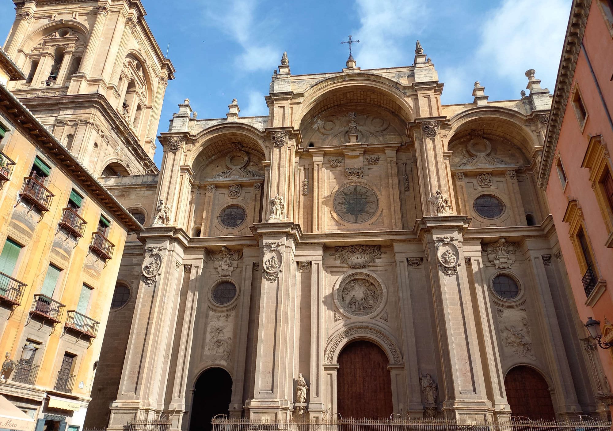 Tour Guiado Realidad Virtual Y Aumentada Catedral De Granada + Entrada ...